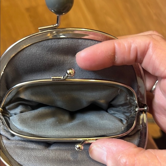 Thirty-One Black and White coin purse - Picture 5 of 5